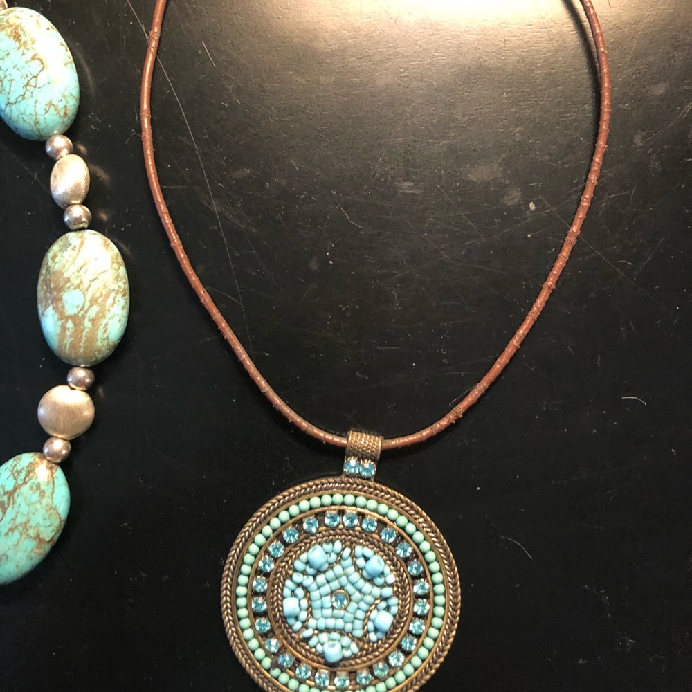 Turquoise necklace selection (4 necklaces)
